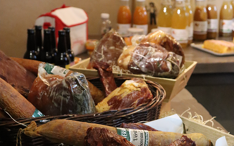 Cette année, malgré l’annulation des concours bovins, 154 candidats de la Région proposeront 568 échantillons de produits au Concours Général Agricole. © Photo Marion FALIBOIS