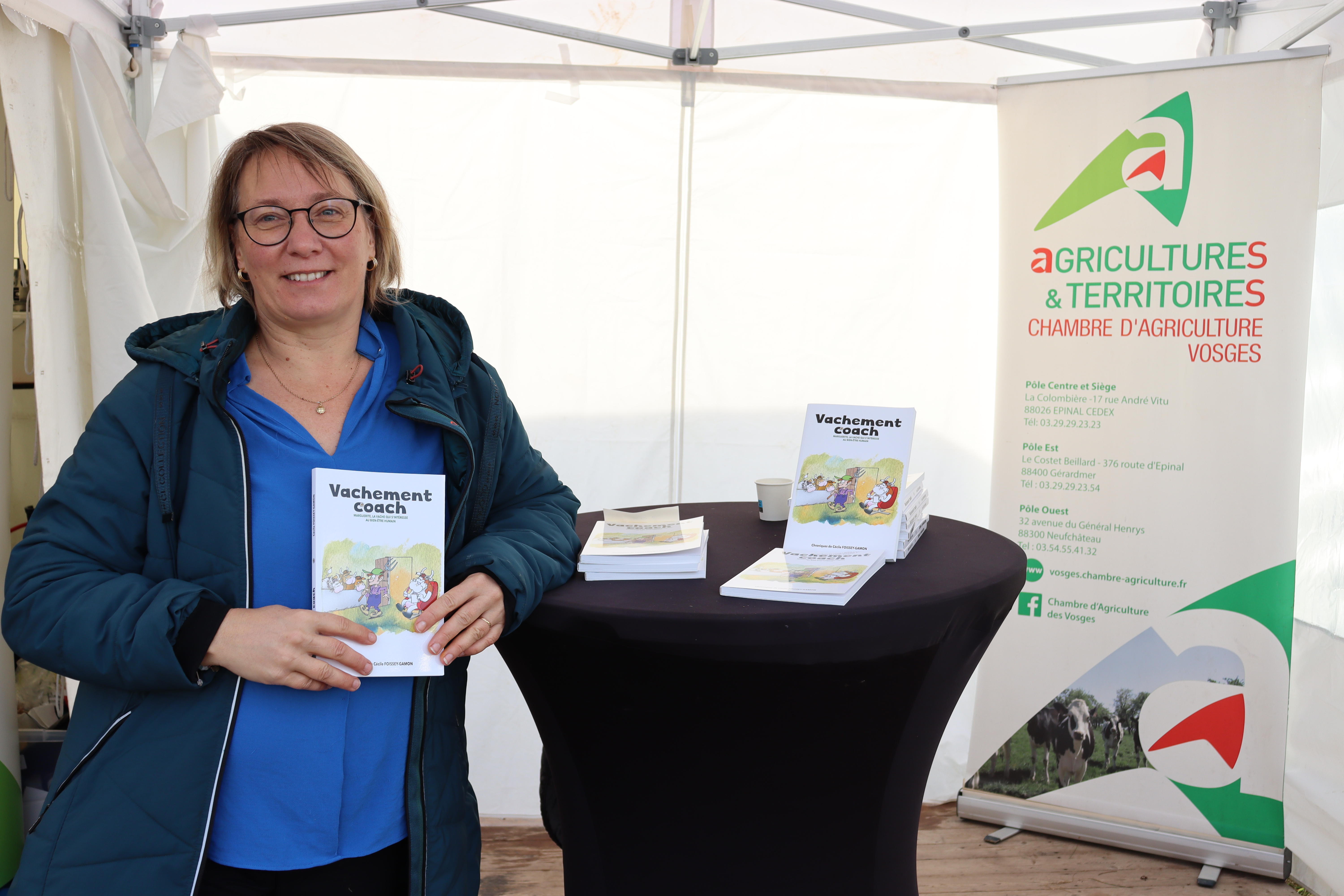 Cécile Foissey-Gamon, autrice, conseillère et coach a présenté son livre pour la première fois à la Foire de Poussay. Photo : Marion FALIBOIS