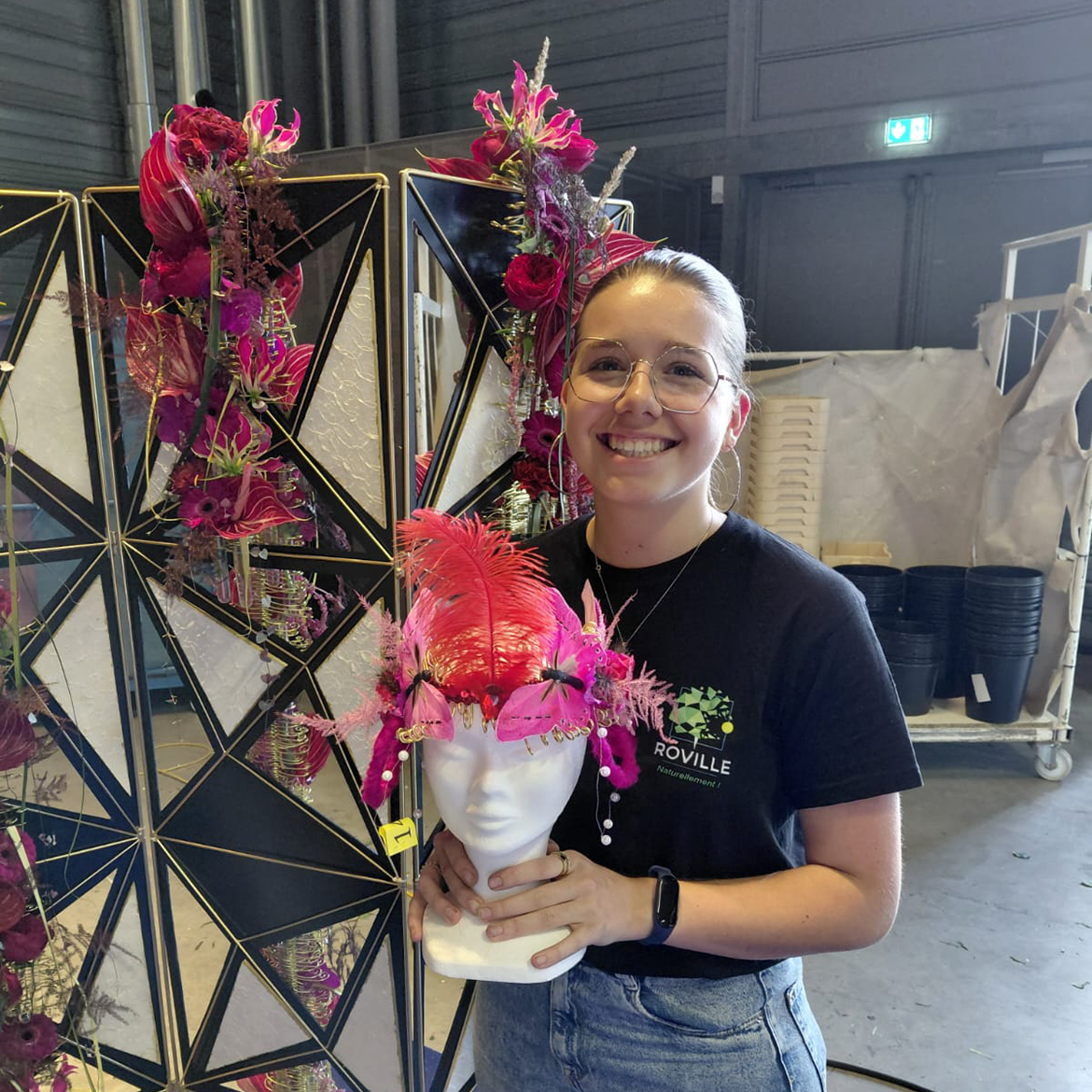 Kiera Mosser-Khun, 18 ans, est diplômée d’un CAP fleuriste à l’Ecole de Roville © Photo Cindy Khun. Kiera Mosser-Khun, 18 ans, est diplômée d’un CAP fleuriste à l’Ecole de Roville © Photo Cindy Khun.