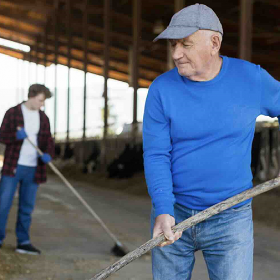 En 2022, la loi Chassaigne 2 a permis de revaloriser le minimum de pension des conjoints à carrière complète de 555 € à 750 € par mois. 210 000 retraités ont été concernés. © Photo DR