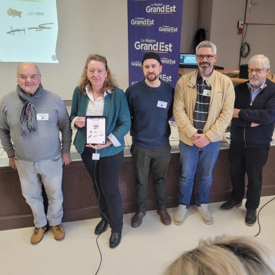Les signataires du contrat de filière. Photo : JL.Masson 
