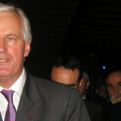 Michel Barnier, alors ministre de l’Agriculture, lors du congrès du CNJA à Epinal, en 2007. © Photo d'archives DR