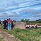 Les 33 élèves de seconde CGEA du Lycée agricole de Mirecourt ont visité la ferme de Braquemont. ©Photo Mélanie Becker