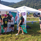 La fan zone est aussi un temps privilégié pour communiquer sur les métiers de l'agriculture. © FDSEA88
