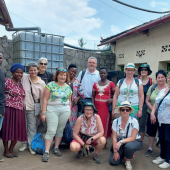 La délégation des agricultrices du Grand Est à la rencontre des membres d’Imbaraga. © Photo DR
