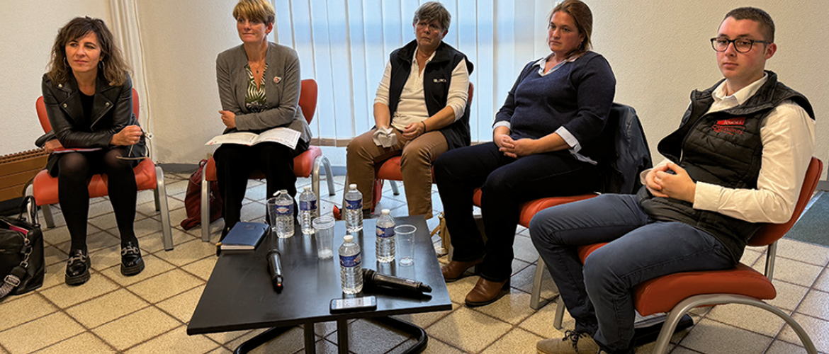 (De G. à D.) Caroline Cibert, Cathy Faivre-Pierret, Véronique Gandar, Linda Steffen et Rémi Mayaux. © Photo DR