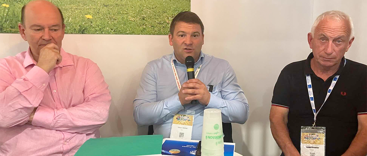 (De G. à D.) Ludovic Blin, VP FNPL, Yohann Barbe, président FNPL et Pascal Clément, président de section laitière FRSEA de l'ouest - Space 2026. © Actuagri-CS