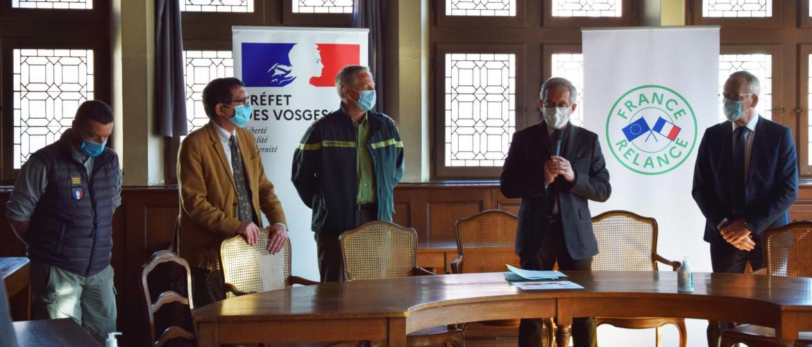 Le Préfet des Vosges a souhaité, au travers de cette action, faire passer un message fort auprès du monde de la chasse. Photo : DR Le Préfet des Vosges a souhaité, au travers de cette action, faire passer un message fort auprès du monde de la chasse. Photo : DR