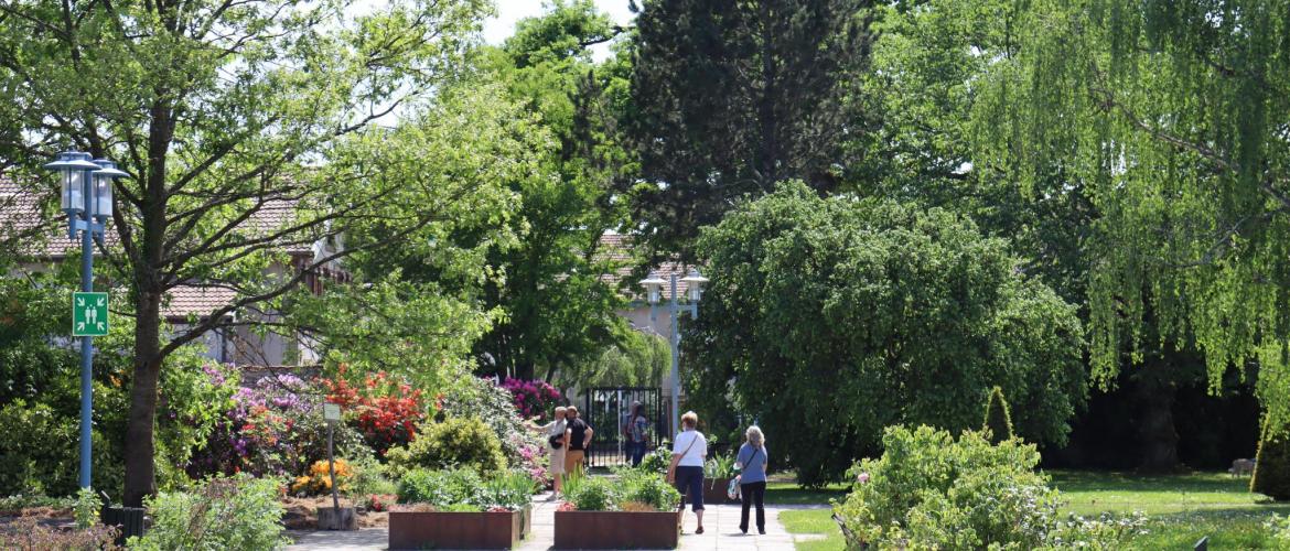 C’est sous un beau soleil que les visiteurs ont pu profiter du cadre exceptionnel proposé par l’Ecole, photo Marion Falibois.